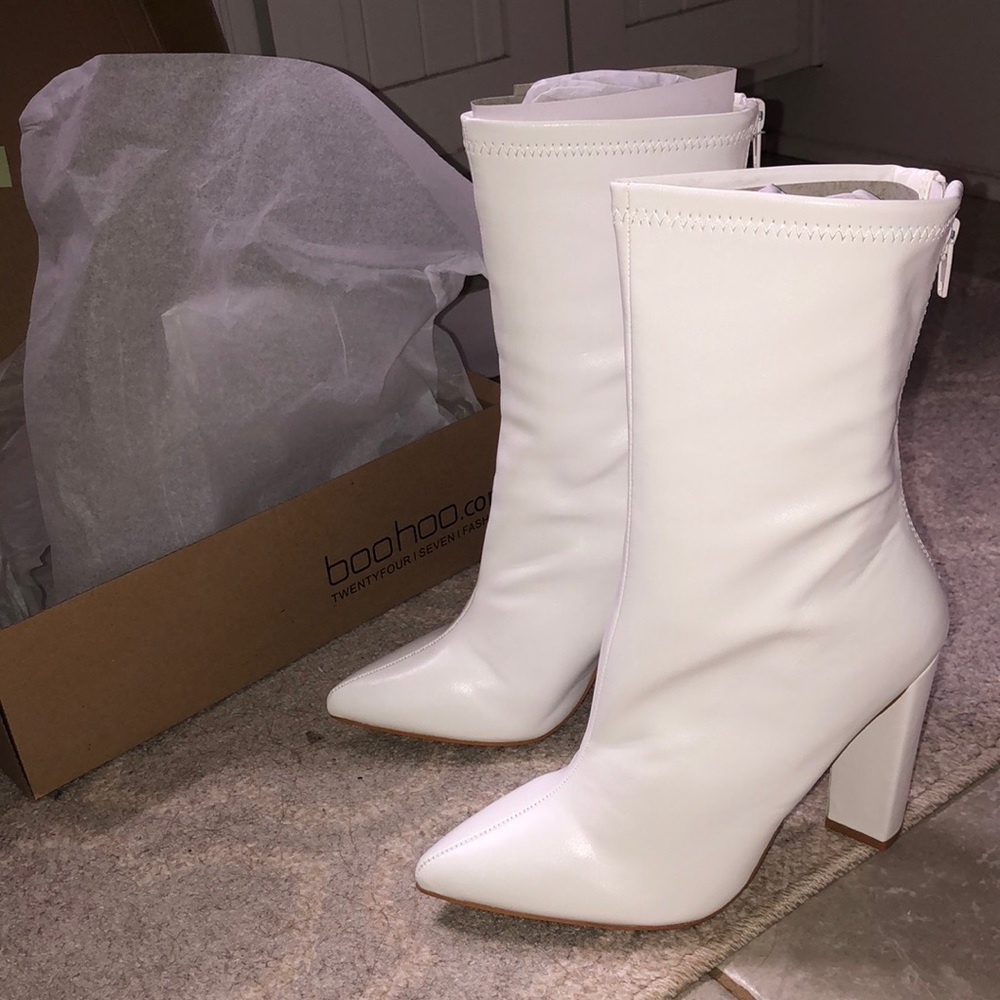 Brand new white boots